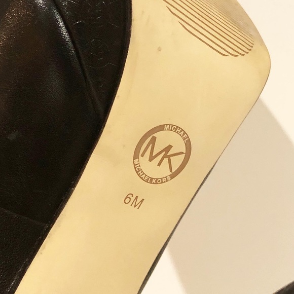 MICHAEL KORS Platform Heels - Picture 6 of 7